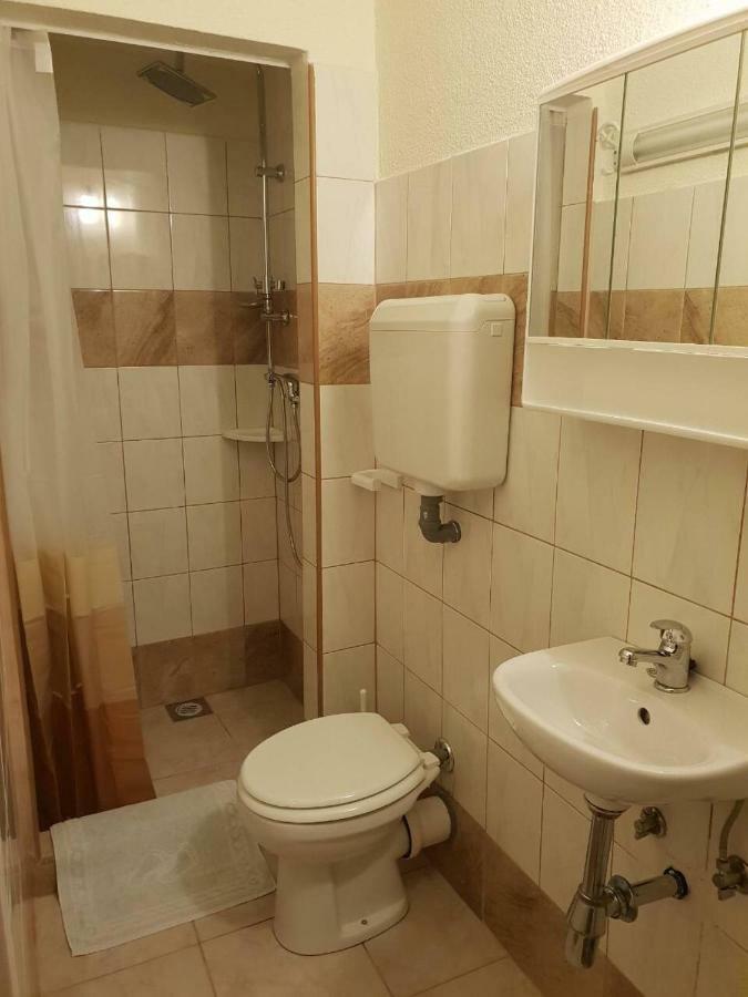 Apartman Ivana Grizane-Belgrad Bagian luar foto